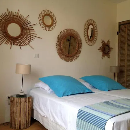 度假居 6 Bedrooms- Whatapp Pour Plus De Details 00-33-74-540-84-68 Bdr , Piscine